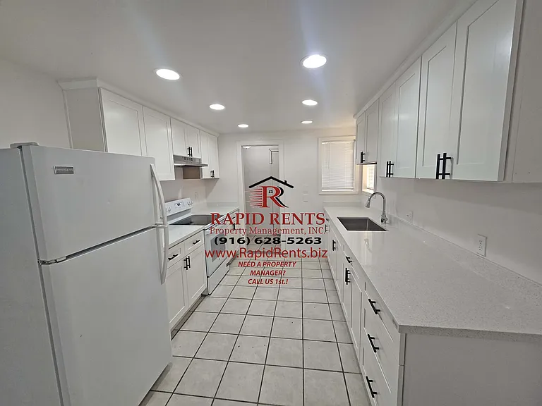 1622 Sandalwood Dr — Photo 3