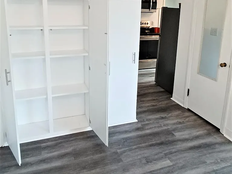 232 N Lake St SE #1 — Photo 10