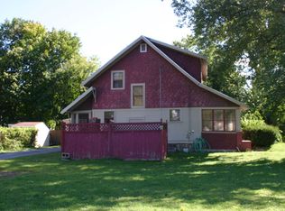 51 Elm St, Springfield, VT 05156