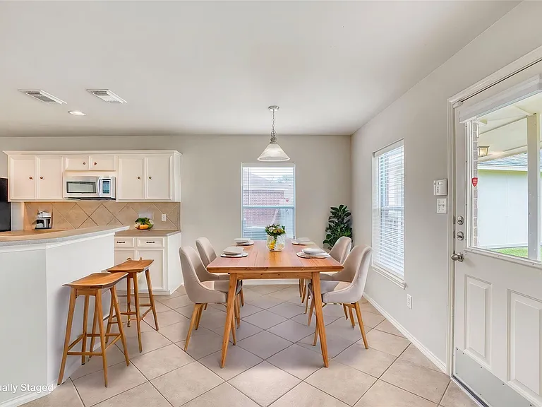 20527 Port Bishop Ln — Photo 11