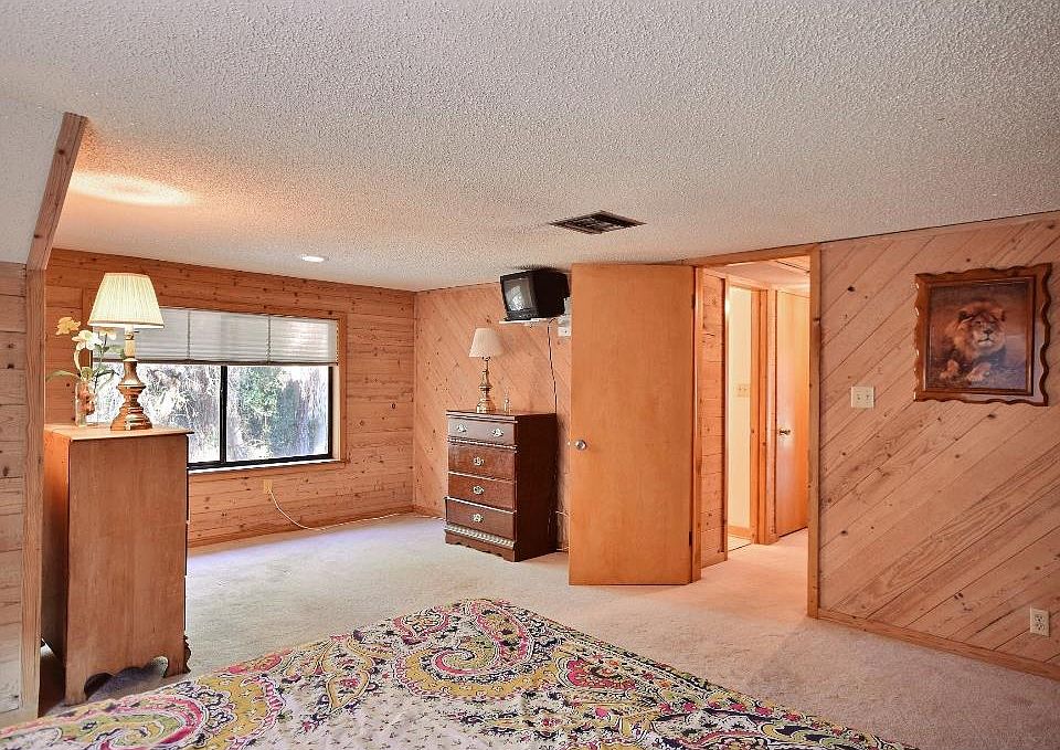 1st image of 9579 Parker Dr