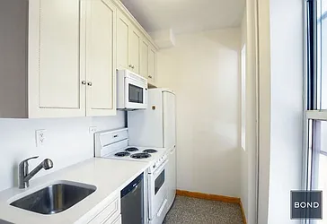 Rented by Bond New York