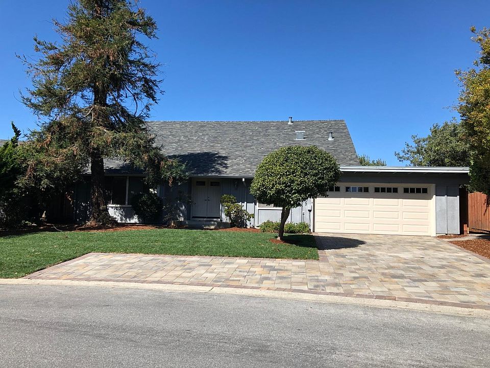 1st image of 2028 Bordeaux Ln