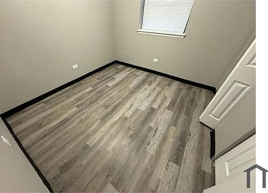 456 W Normal Pkwy — Photo 5