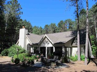 2244 Pinecrest St, Harbor Springs, MI 49740