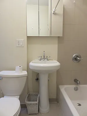 Rented by Majesty Management | media 11