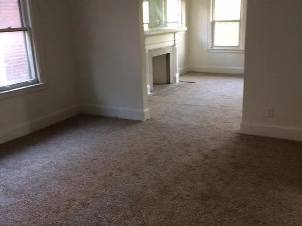 3226 Calvert St, Detroit, MI 48206