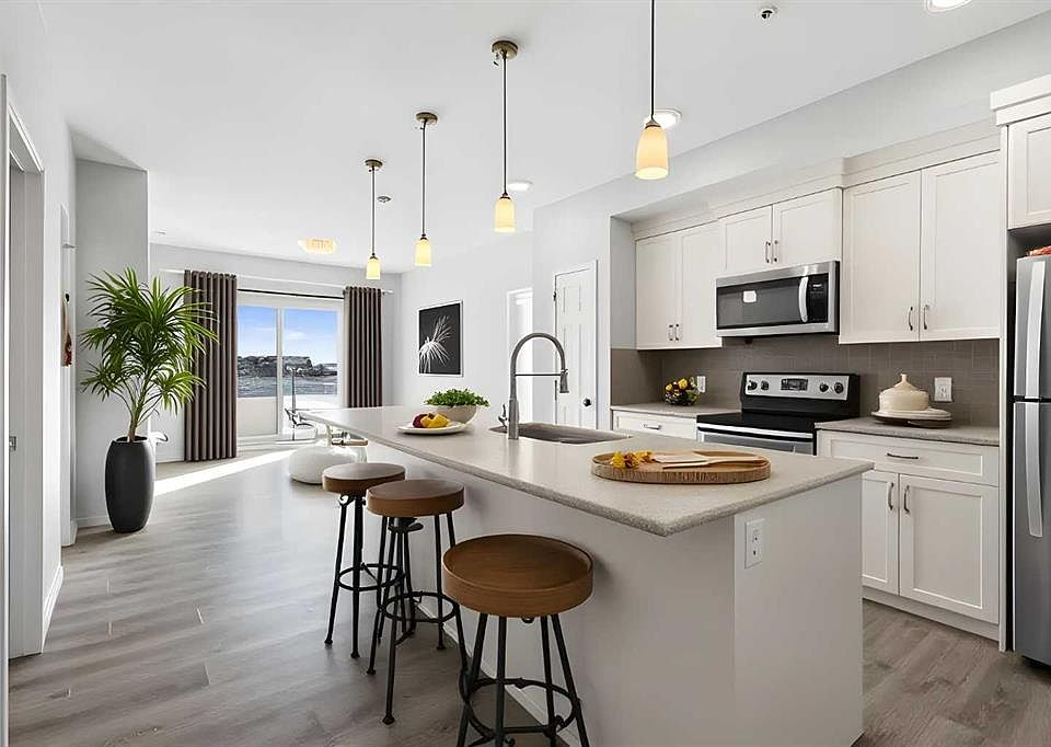 1st image of 20 S Seton Park SE #305