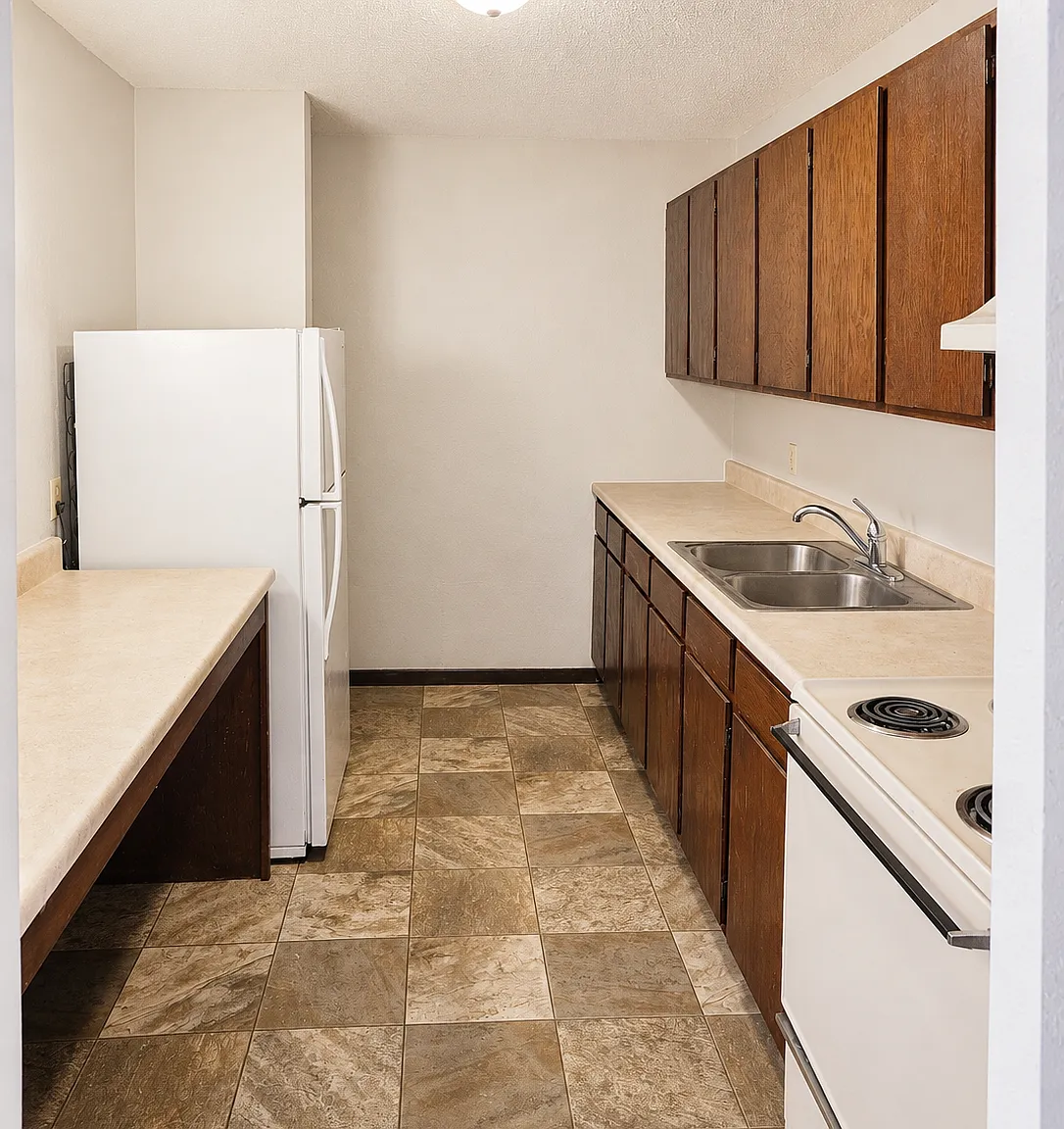 812 Hills Ave — Photo 3