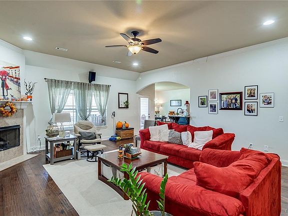 2nd image of 12151 Greenstone Dr