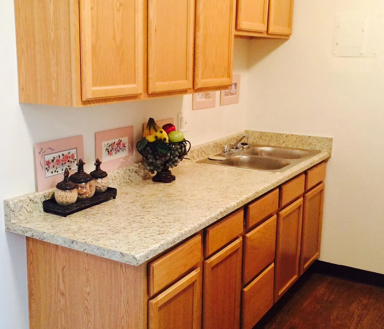 Marquette Heights Apartments — Photo 3