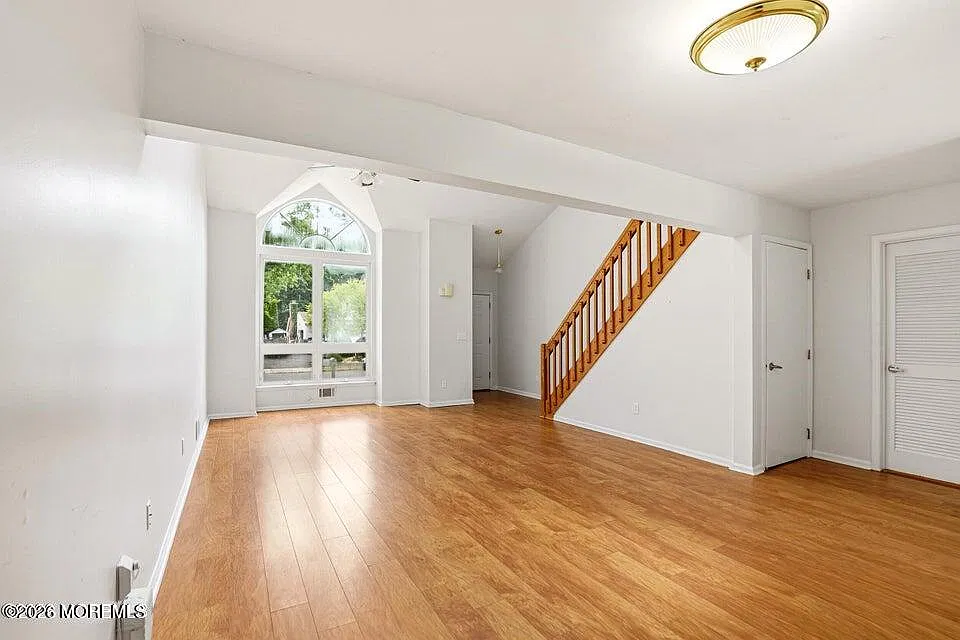 4 bed, 3.5 bath, 2175 sqft, $3,650 — Photo 4
