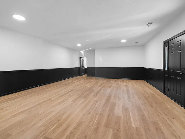 214 Templin Ave — Photo 8