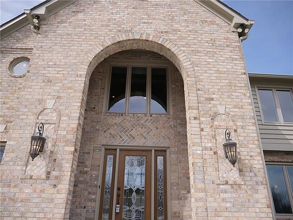 3rd image of 6500 Montana Springs Dr