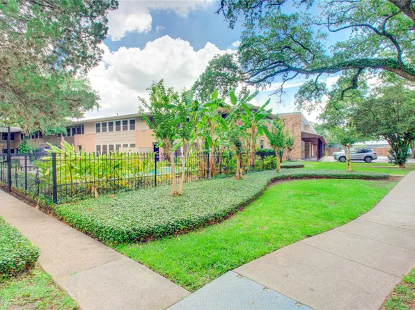 4020 Blue Bonnet Blvd #E, Houston, TX 77025