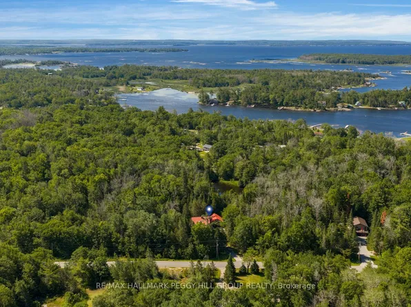 157 Baxter Loop Rd, Georgian Bay, ON L0K 1S0