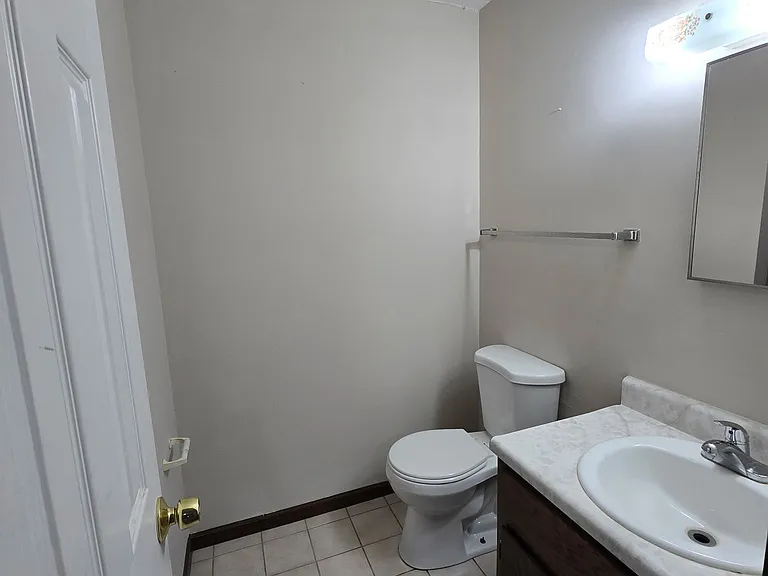 116 N Keene St #D — Photo 11