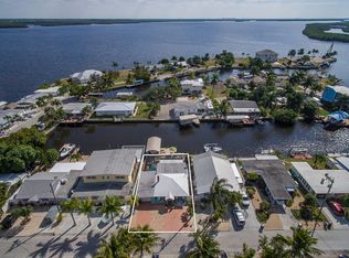 2589 2nd St, Matlacha, FL 33993