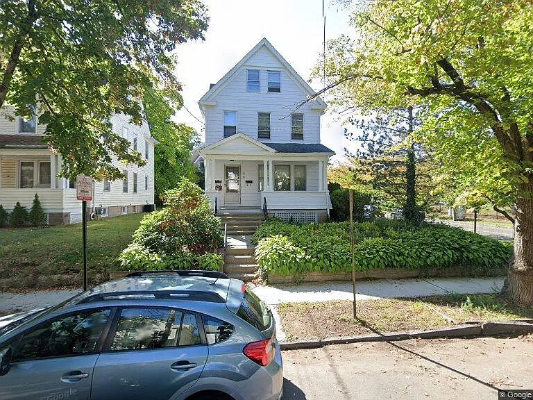 50 Young St #3