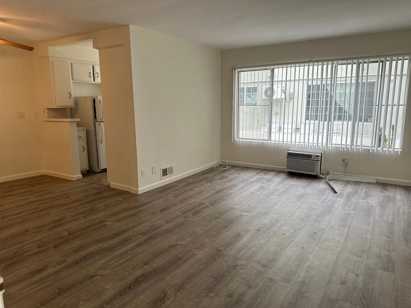 2 bed, 2.0 bath, $3,195 — Photo 4