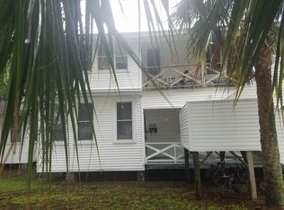 916 Palm Blvd APT 205, Isle of Palms, SC 29451