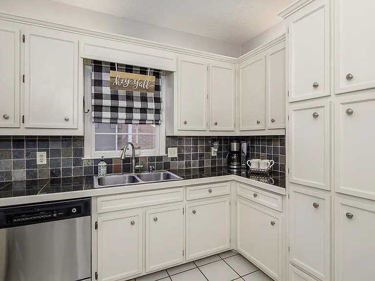 1740 Wilsons Crossing Dr — Photo 12