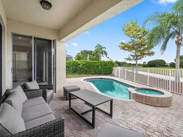 2104 Country Golf Dr — Photo 14