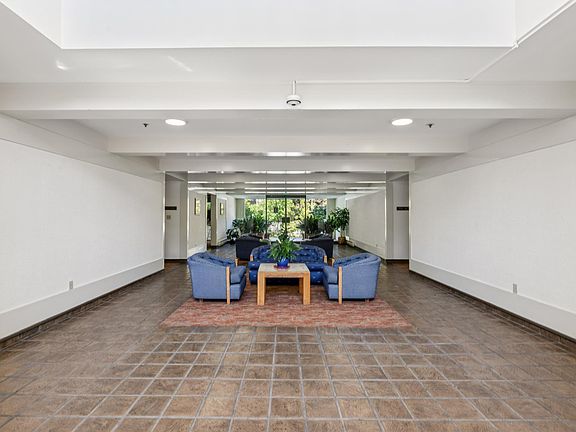 3rd image of 415 Sheridan Ave #446