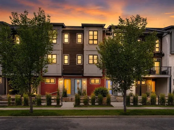 984 NE Walden Dr SE, Calgary, AB T2X 4C4