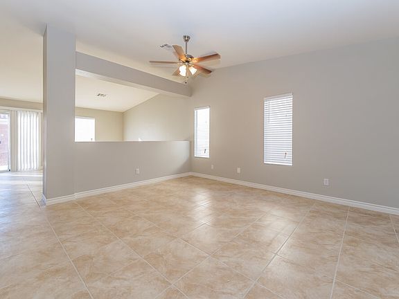 2nd image of 3011 W Hammer Ln