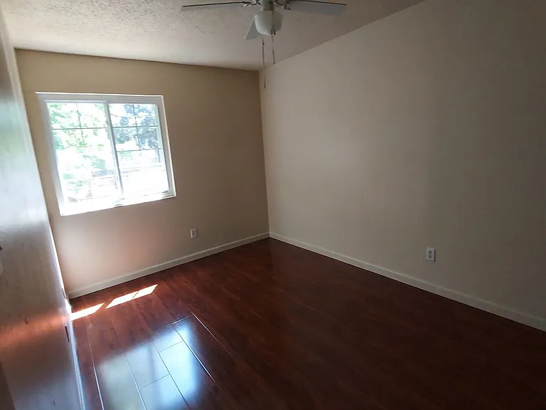 8883 Salmon Falls Dr #E — Photo 13