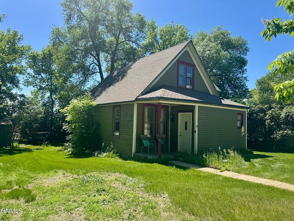 1st image of 703 4th Ave