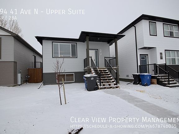 3rd image of 994 41st Ave N