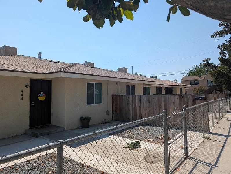 1st image of 436 N 3rd St