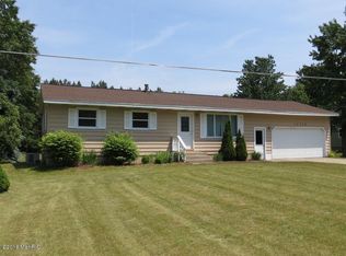12748 144th Ave, Grand Haven, MI 49417