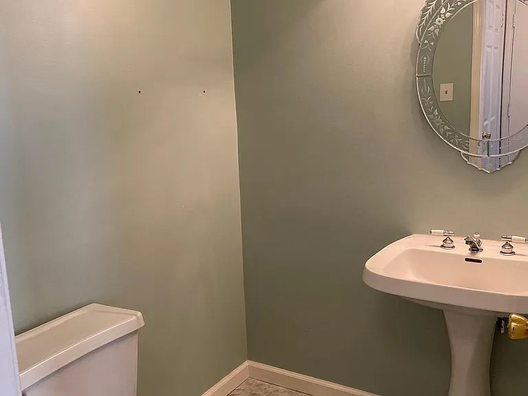 4 Kensington Ct — Photo 4