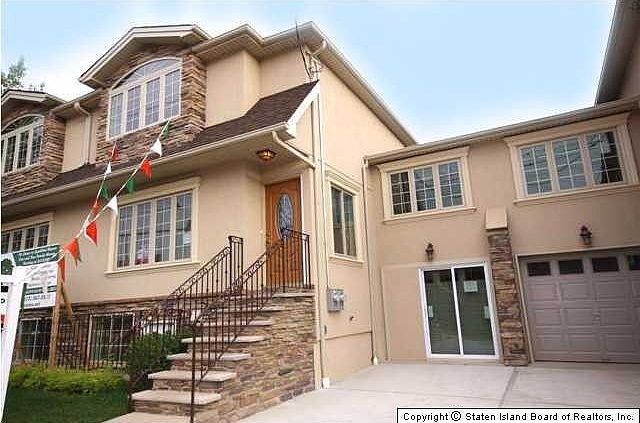 1st image of 89 Crabtree Ave
