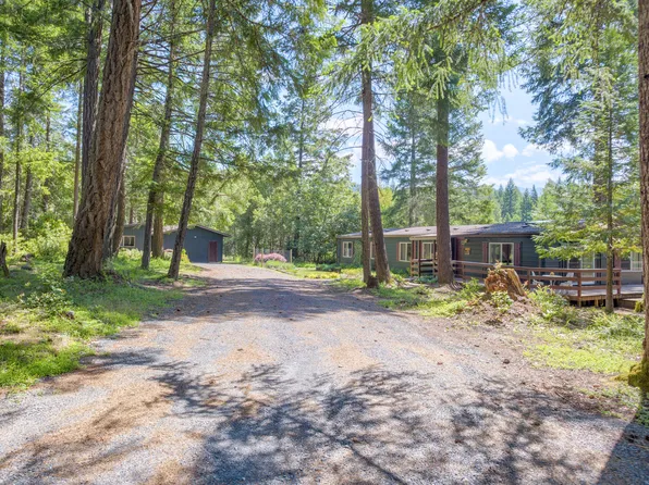 724 Three Mill Rd, Selma, OR 97538