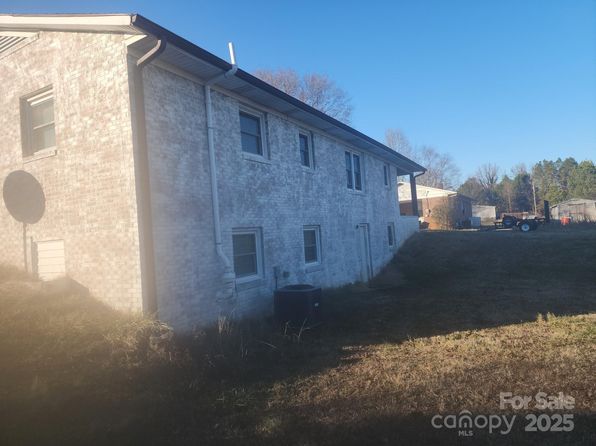 1918 Kingston Rd, Kingstown, NC 28150