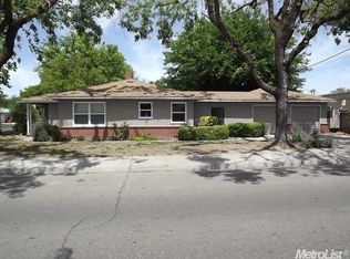 1202 Greenwood Dr, Modesto, CA