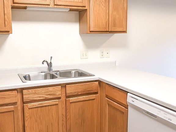 3rd image of 4346-4352 Tweed Dr #4348