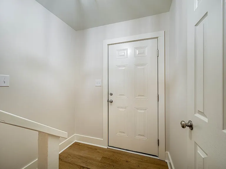 105 Stowe Pl #A — Photo 8