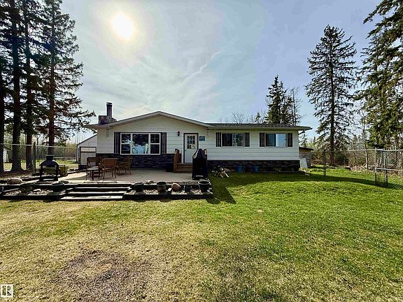 2nd image of 61130 Range Road 50