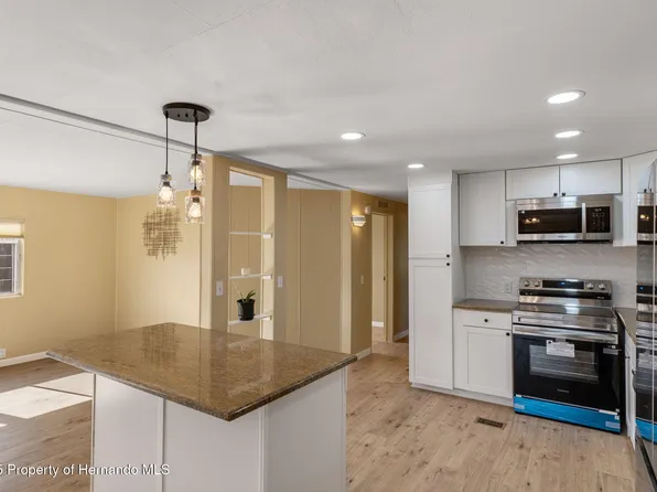 7409 Eastern Circle Dr, Brooksville, FL 34613