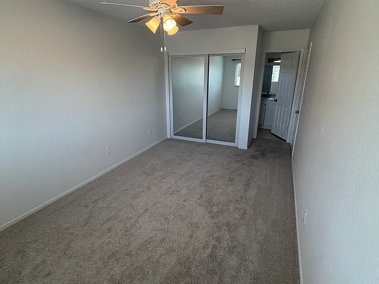 1071 Bonita St #D — Photo 21