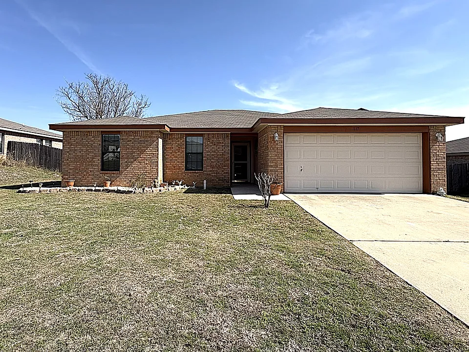 1117 Katelyn Cir