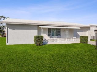2399 SW 13th Way, Boynton Beach, FL 33426