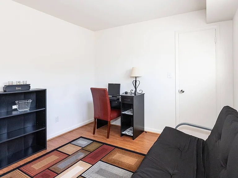 19 Port Lndg — Photo 12