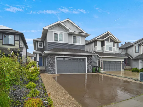 17252 71st St NW, Edmonton, AB T5Z 0M9