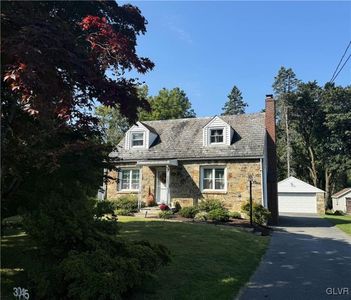 3045 Center St, Bethlehem, PA, 18017